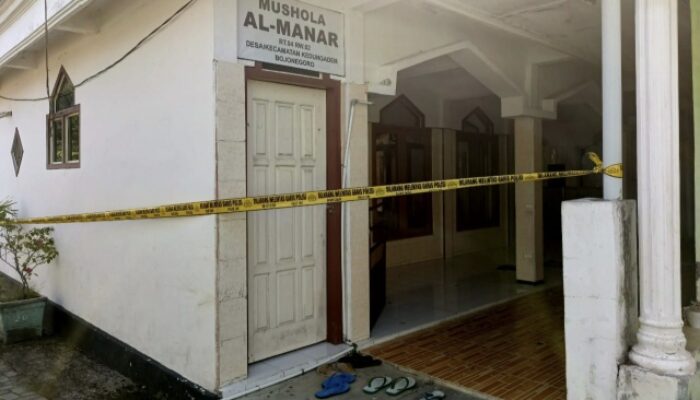 1 Tewas dan 2 Kritis Dibacok Saat Usai Salat Subuh di Musala