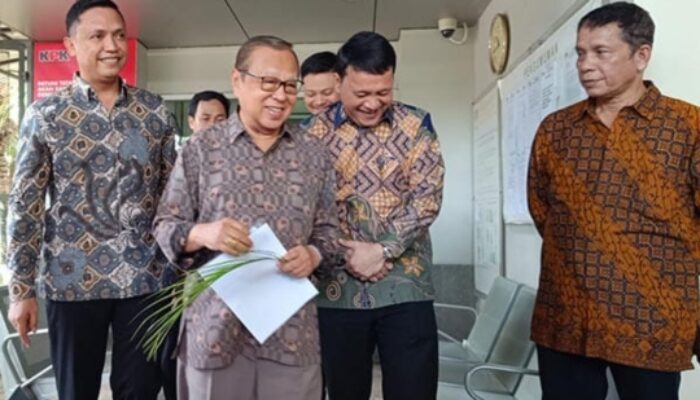 Uskup Agung Jakarta Jenguk Hasto di Rutan KPK