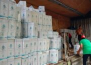 Ribuan Botol Zamzam Dikirim untuk Jemaah Embarkasi Surabaya