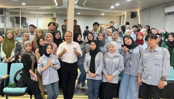 Ajak Generasi Z Lebih Melek Digital Unusa Bedah Buku Budak Algoritma