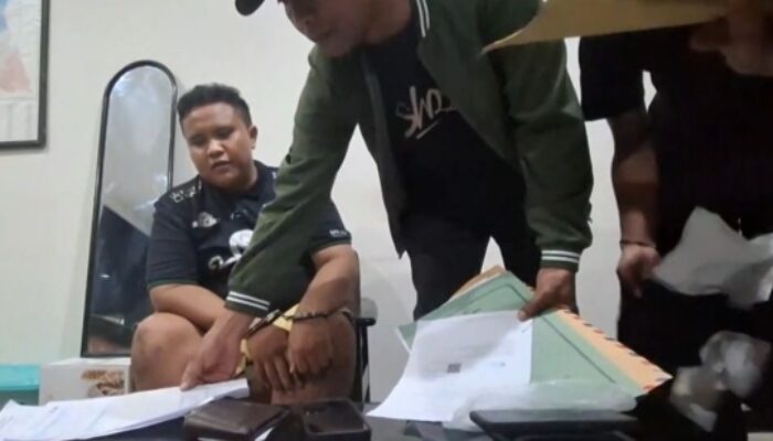 Tipu Warga hingga Puluhan Juta, Jaksa Gadungan Kena OTT Kasus Penipuan di Jombang