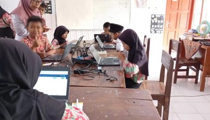 Disdikbud Borong 570 Laptop Senilai Rp3,25 M Untuk 38 SDN di Jombang