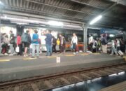Kereta Api, Moda Primadona 2025, Puluhan Ribu Penumpang Serbu Stasiun di Jatim