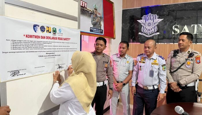 Satlantas Magetan Coaching Klinik Sopir Ambulan