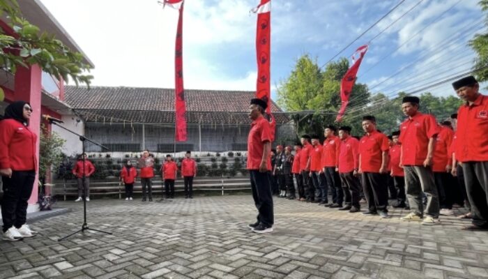 Puluhan Kader PDI-Perjuangan Jombang Gelar Upacara Harlah Pancasila 1 Juni