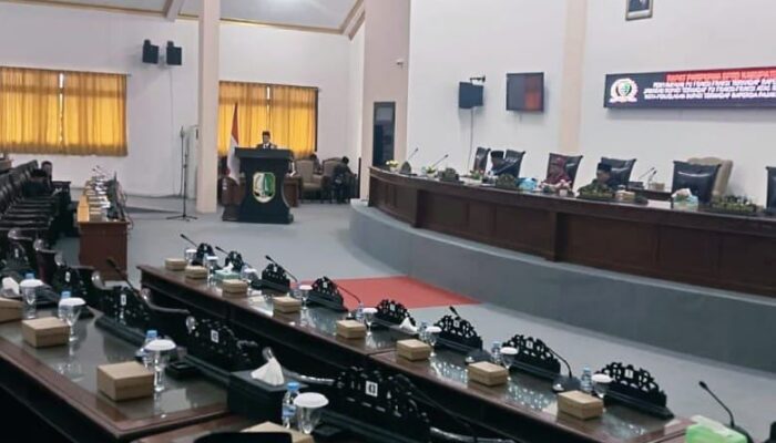 DPRD Sampang Gelar Paripurna Bahas Raperda RPJMD 2025–2030