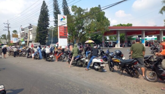 Jalur Gumitir Ditutup Bikin Langka BBM di Jember, Begini Respon Pertamina