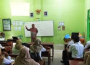 200 Kepala SD dan SMP Negeri di Jombang Ikuti Bimtek Kepemimpinan Era Digital