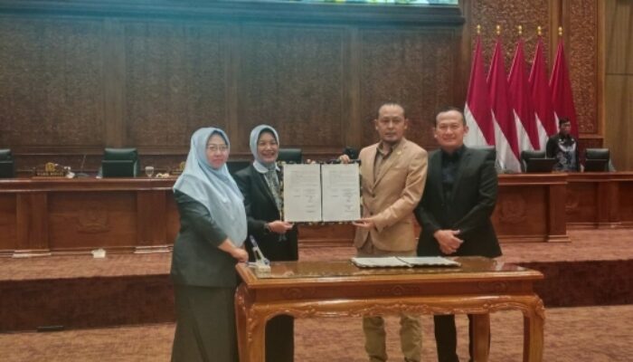 DPRD Bojonegoro Tandatangani Nota Kesepakatan P-APBD Tercepat se- Indonesia
