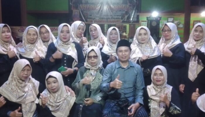 Qosidah Ibu-Ibu Desa Jatiduwur Hebohkan Ruwatan Topeng Ki Purwo 2025 Vol II