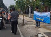 Jumat Berkah PWI Mojokerto: Bagikan 150 Nasi Kotak Gandeng Sekwan Jatim