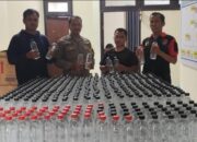 Bongkar Truk Miras Lintas Provinsi, Polisi Amankan 500 Botol Arak Bali di Jombang