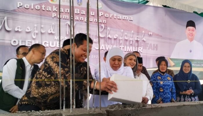 Gubernur Jatim Letakan Batu Pertama Pembangunan Masjid di MPS Dander