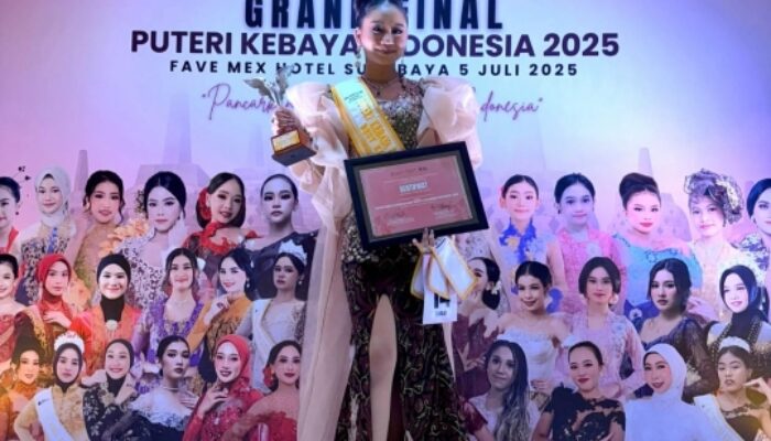 Siswi SMPN 2 Sidoarjo Raih Predikat Puteri Kebaya Remaja Best Glamour Indonesia 2025