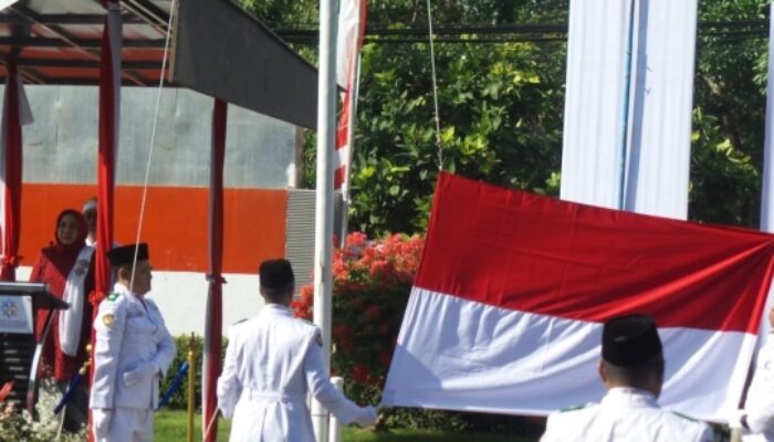 Semarak Parade Nusantara dan Penghargaan PNS Warnai HUT RI ke- 80 di BKKBN Jatim
