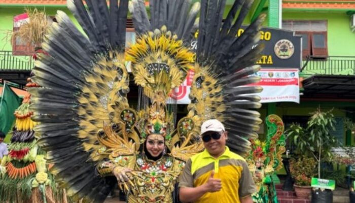 SMPN 1 Jogorogo Sabet Juara 1 Lomba Karnaval Budaya 2025