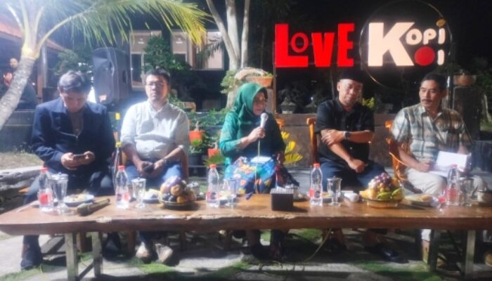 Ngopi Bareng, Bupati Magetan Nanik Siap Berikan Balai Media