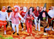 Kostum Merah Putih , Ratusan Peserta Ramaikan Spirit of Unity di Aston Madiun