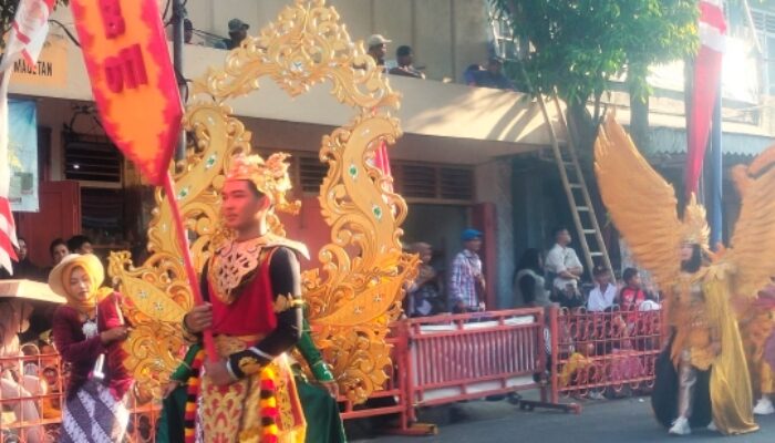 SMA 1 Karas Magetan Usung Dewi Sri Lambang Kemakmuran Petani