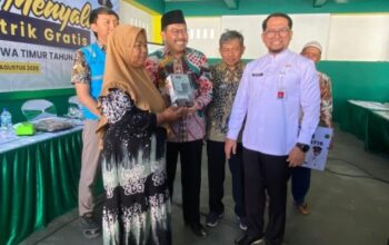 498 Rumah Tangga di Bondowoso Dapat Sambungan Listrik Gratis