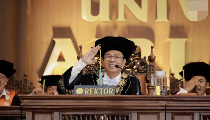 Unair Kukuhkan 841 Wisudawan, Tekankan Semangat Strategis Bangun Peradaban