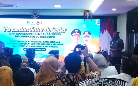 Katarak Center