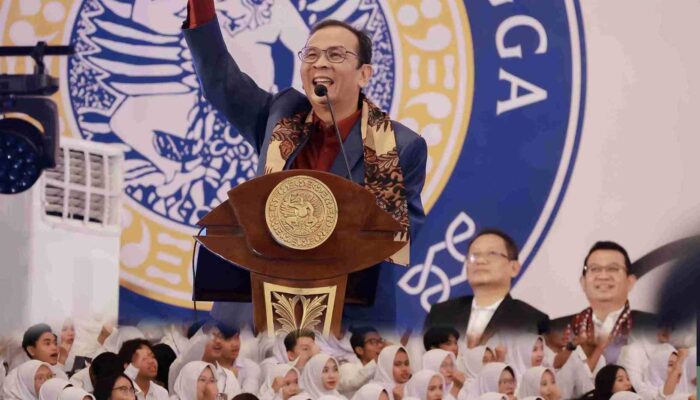 PKKMB UNAIR 2025 Resmi Ditutup, Rektor Tekankan Jiwa Ksatria Airlangga