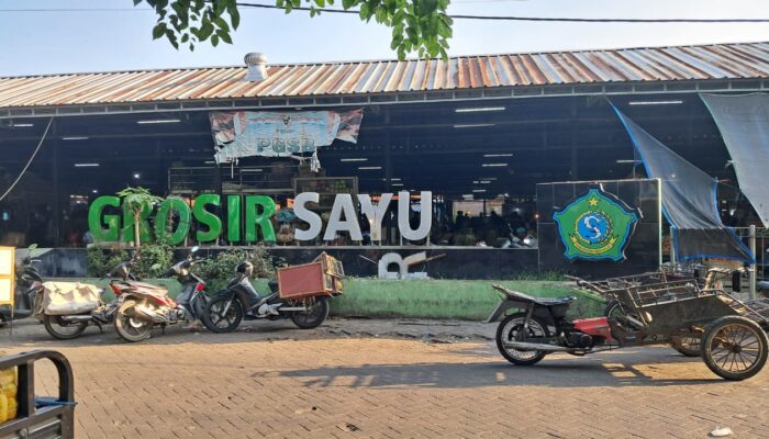 Pedagang Pasar Grosir Sayur Porong Pertanyakan Buku Lapak