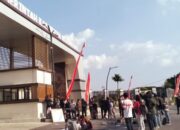 Massa Pendemo ABM dan RBR Tak Ditemui Anggota DPRD