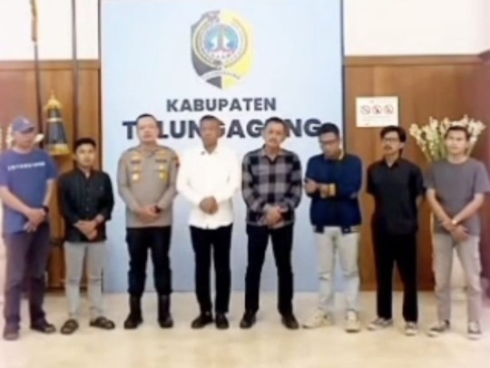 Aksi