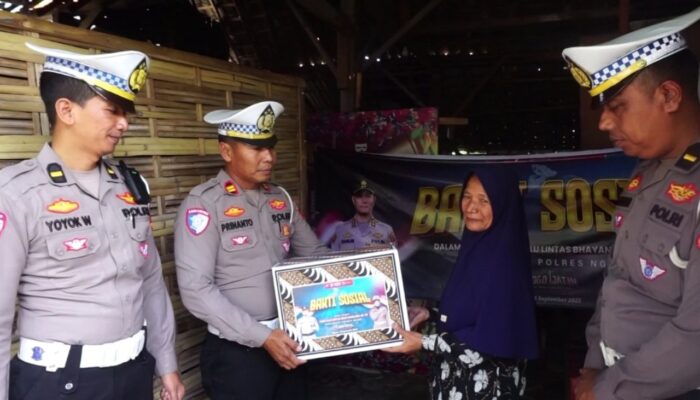 Satlantas Polres Ngawi Gelar Baksos Peringati HUT Lantas ke- 70