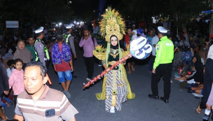 Ribuan Warga Tumplek Blek di Acara Pangkur Night Carnival 2025
