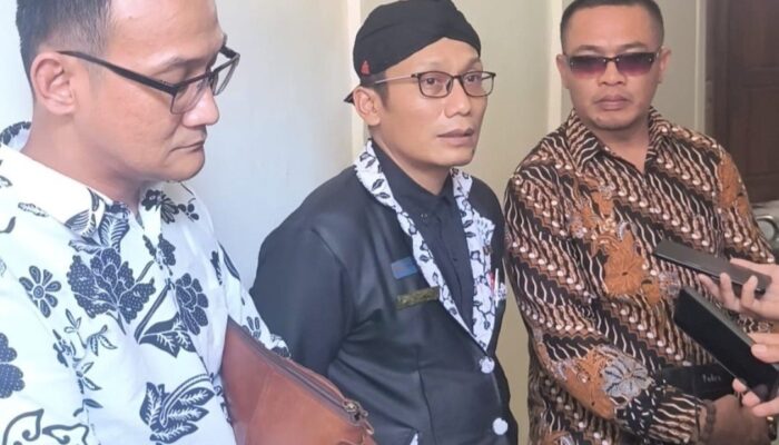Sidang Gugatan Tambang Ilegal Mellibatkan Owner K-cunk Motor dan 2 Kades Batal Digelar