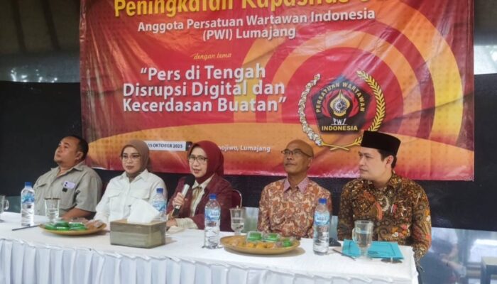 Bupati Indah Amperawati Dorong Branding Lumajang Lewat Media
