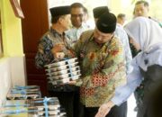 Tinjau MBG di SMPN 1 Sumobito, Bupati Jombang: “Laporkan Jika Menu Tak Sesuai”