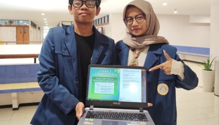 Angkat Isu Sejarah Semu, Mahasiswa UNAIR Raih Juara II Lomba Esai UNS
