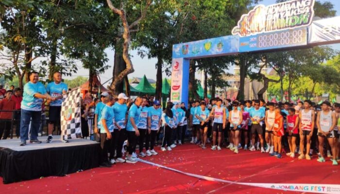 Melihat Kemeriahan Jombang Adhyaksa Playon 2025, Diikuti Ribuan Pelari
