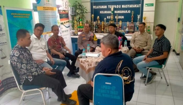 Berkat Medsos Keluarga Liken Dapat Huntara Layak Huni