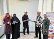 Ratusan Pedagang Pasar Grosir Sayur Porong Gembira Terima Buku Lapak