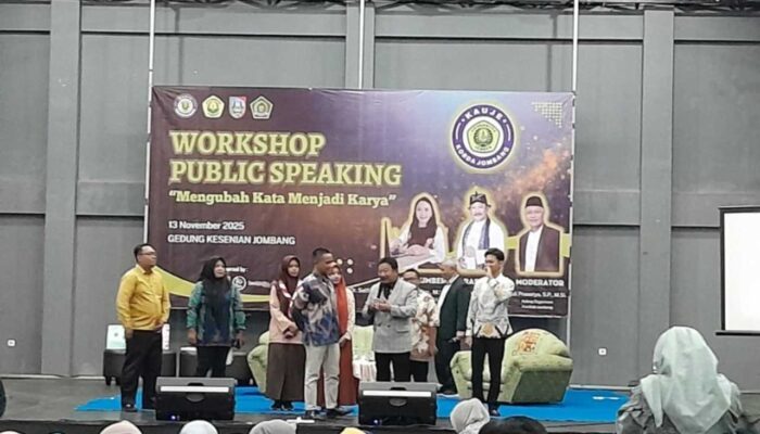 Pecah, Workshop Publik Speaking KAUJE Jombang Sedot Antusiasme Ratusan Peserta