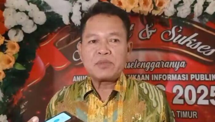 KI Awards 2025: Kemendukbangga Jatim Pertahankan Predikat Informatif