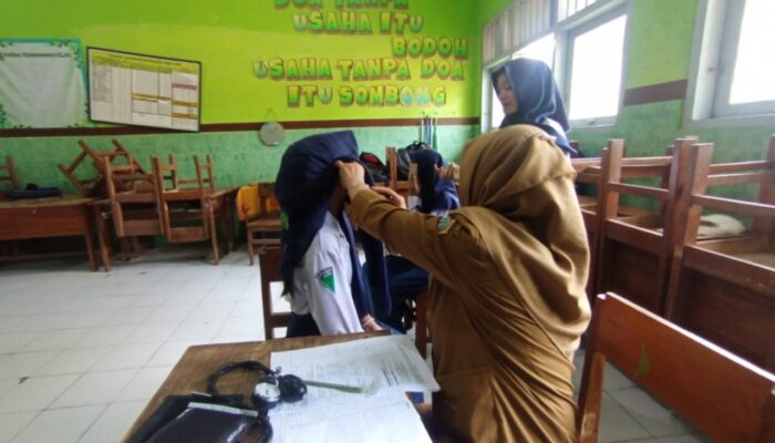 Puskesmas Pucanglaban Gelar Cek Kesehatan Gratis untuk Anak Sekolah