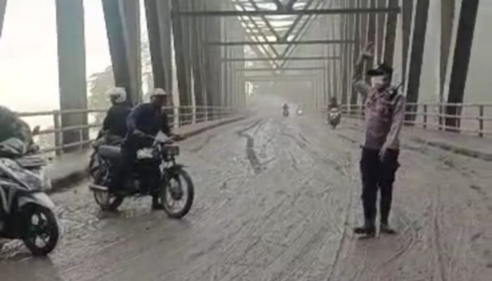 Polsek Candipuro Larang Warga Jadikan Area Gladak Perak Jadi Wisata