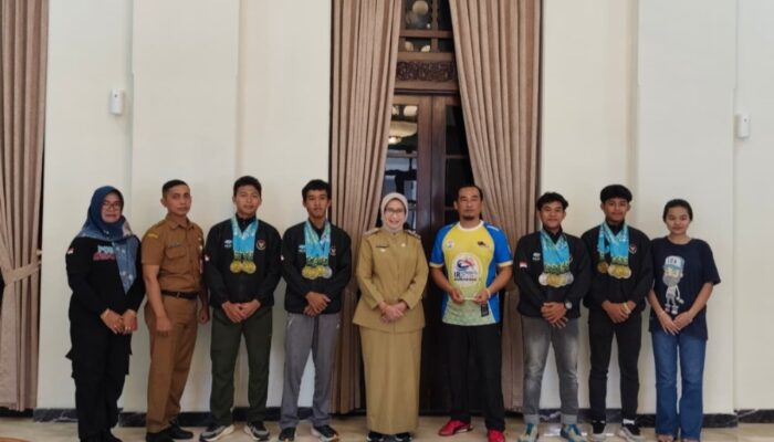Bunda Indah Sambut Hangat Atlet Arung Jeram Lumajang Peraih Prestasi