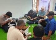Latih Kemandirian Ekonomi, BMM Jatim Bekali Disabilitas Skill Jahit Sol Sepatu