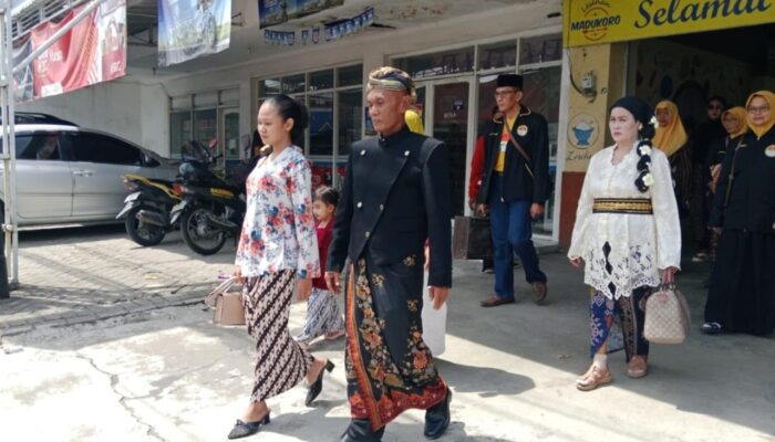 Raden Soekeni, Ayah Bung Karno Datang di Ploso Jombang