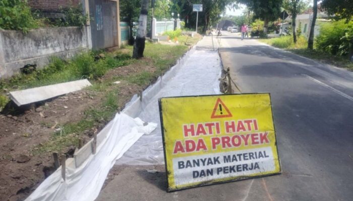 Pemerataan Infrastruktur, Dinas PUPR Magetan Rehabilitasi Jalan Tambakmas–Belotan