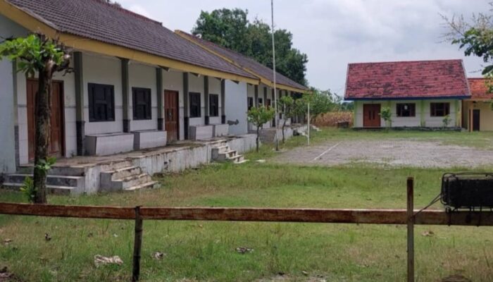 DPRD Jatim Siap Bantu SMAN 1 Malo Bangun Sarpras Pagar dan Lapangan Upacara