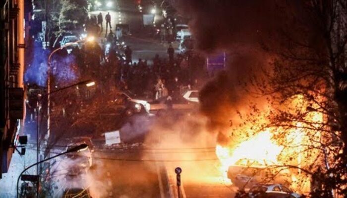 Dalam Krisis, Warga Iran Masih Bisa Makan Layak Usai Demo Besar Berkecamuk