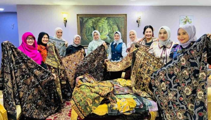 Jokotole Collection Bawa Batik Madura ke Panggung Diplomasi Internasional